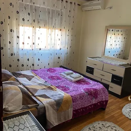 Appartement At The Theatre Shkodër
